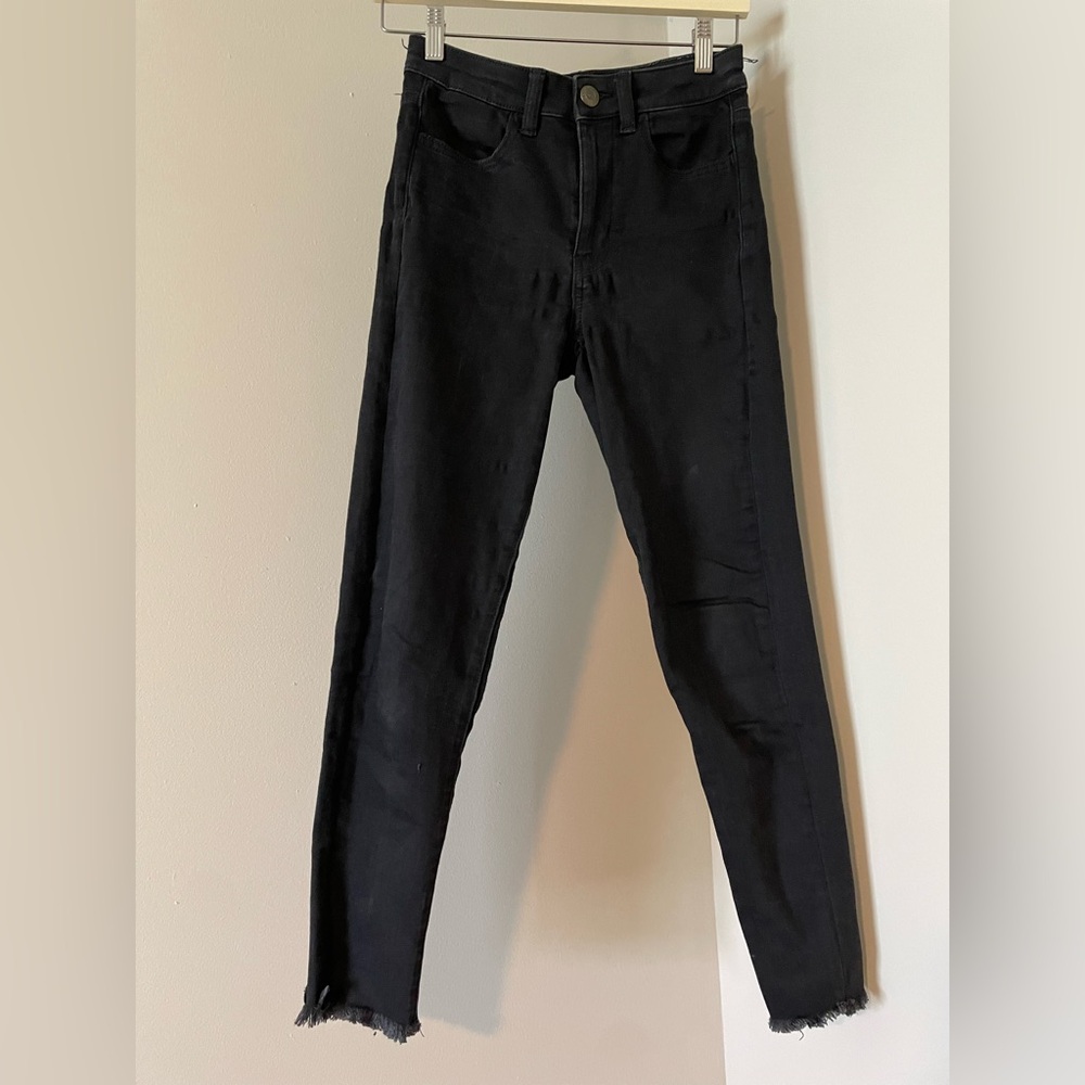 American Eagle Outfitters Black Super Hi-rise Jegging Crop